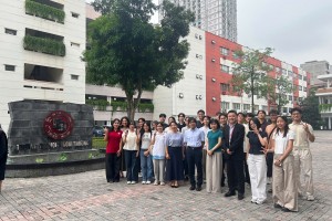 BUỔI GIAO LƯU, TRAO ĐỔI VỚI GIÁO SƯ MANABU NOSE VÀ ĐOÀN SINH VIÊN ĐẾN TỪ ĐẠI HỌC KEIO – NHẬT BẢN: THẮT CHẶT KẾT NỐI HỌC THUẬT VÀ GIAO LƯU VĂN HÓA VIỆT – NHẬT